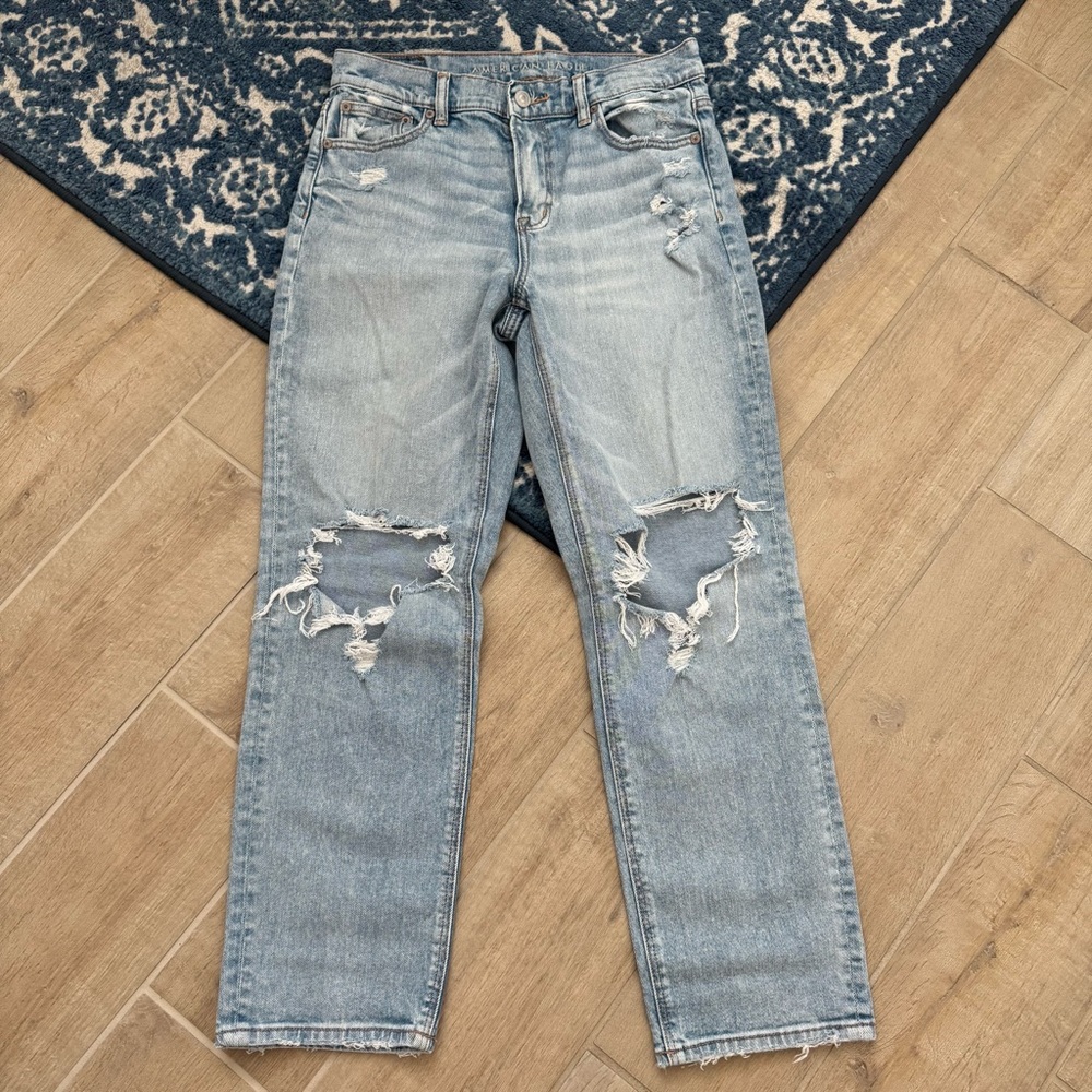 American Eagle Light Wash Denim Jeans size 4